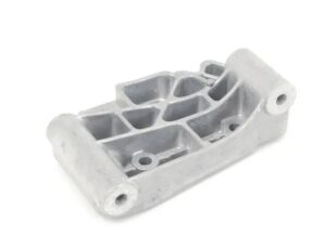 Kliimakompressori kinnitus BMW E30 E28 E34 64521717007